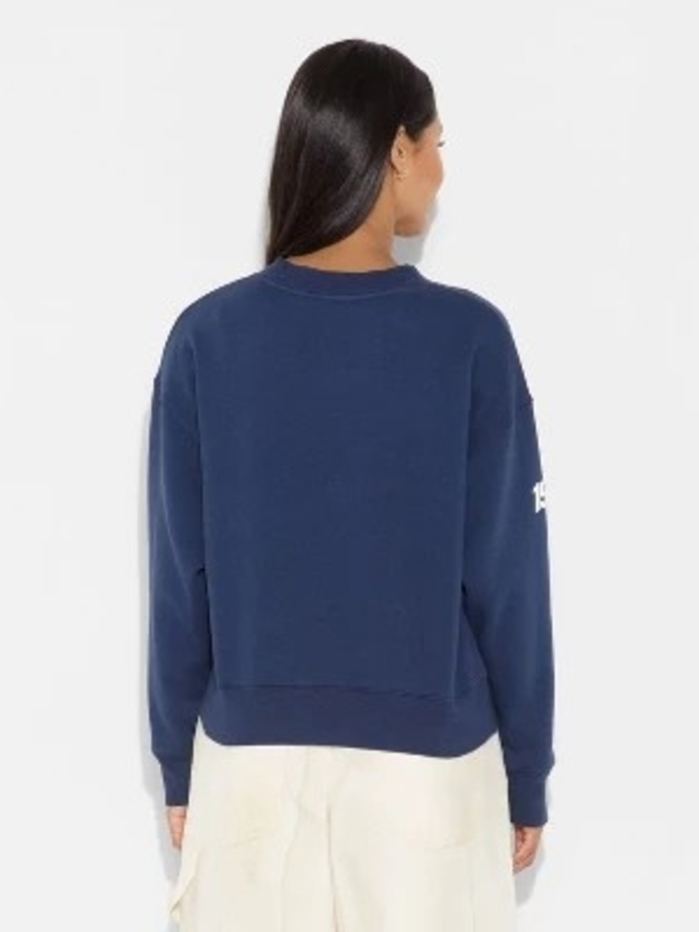 Wild Fable Women’s Navy London Graphic Sweatshirt - Picture 2 of 4
